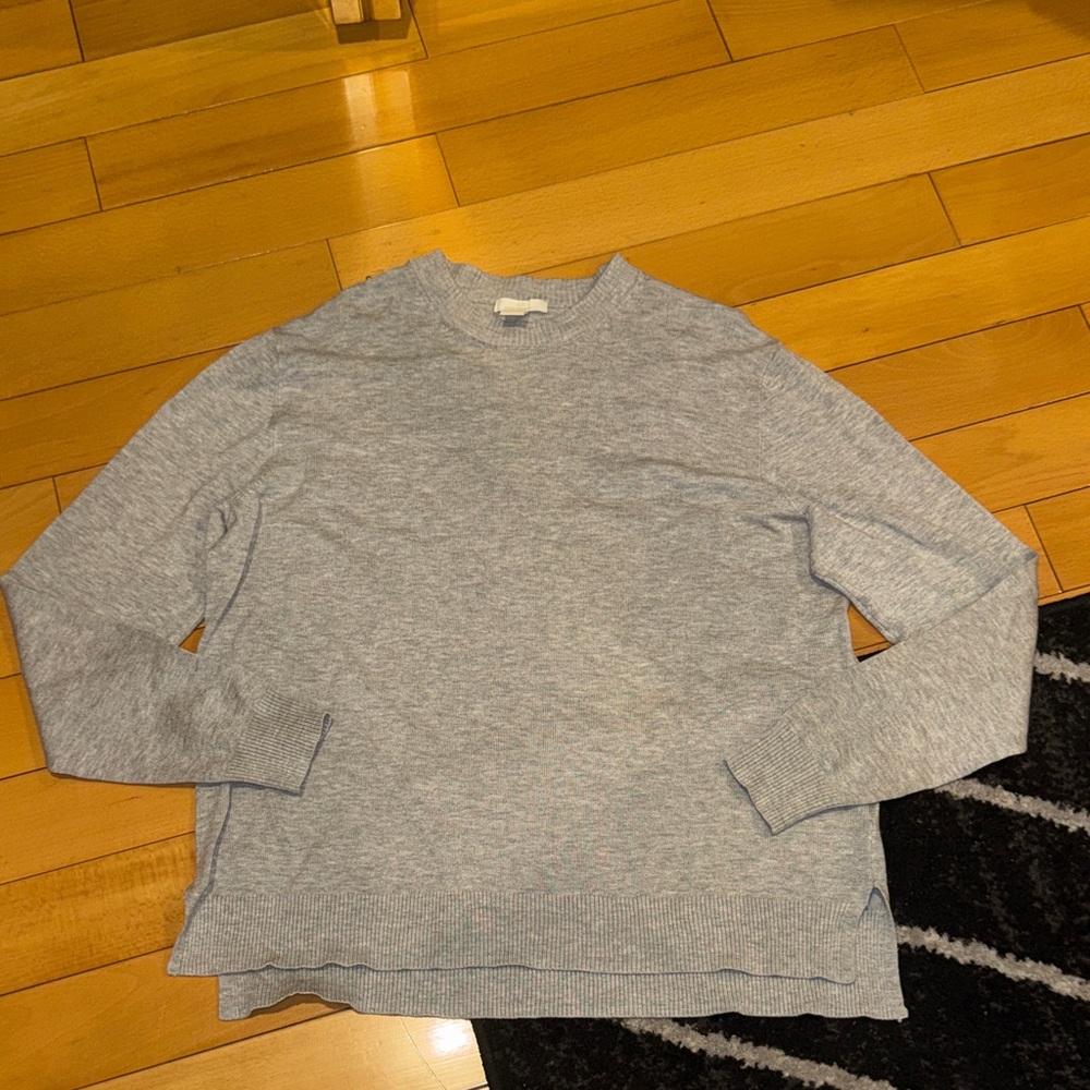 Light Gray Knit Pullover